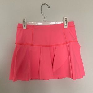 Lululemon hot pink skirt size 2